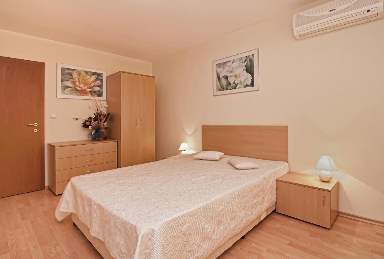 Marina And Panorama Apartments Sveti Vlas Exterior photo